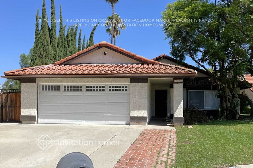 Primary Photo - 1752 Willowbrook Ln