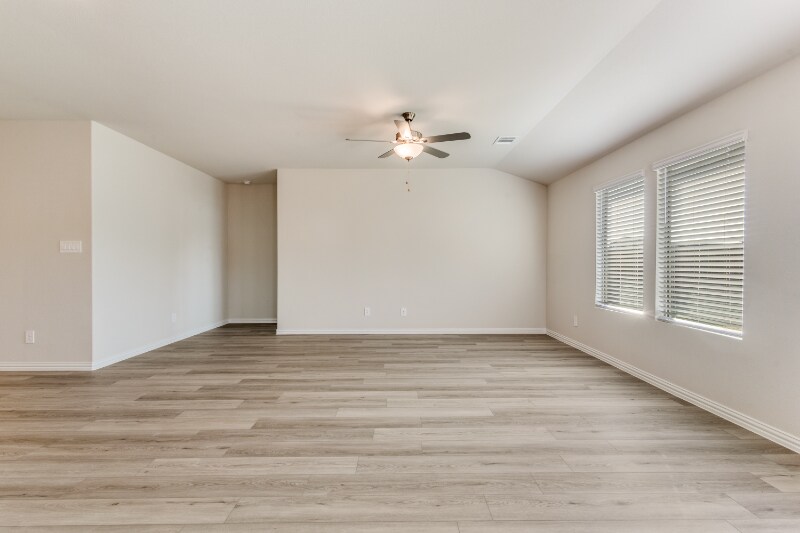 Building Photo - 203 Whitlow Dr