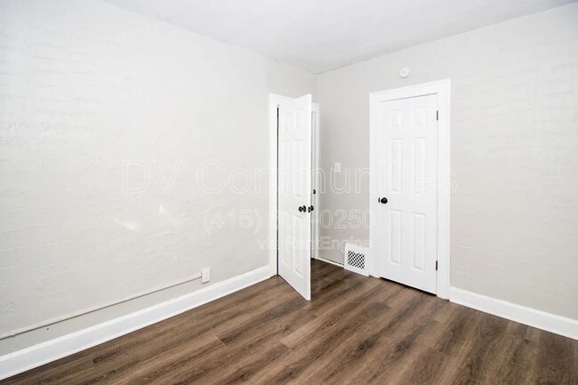 Building Photo - 5153 Cato St