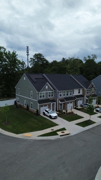 Building Photo - 10952 Genito Sq Dr