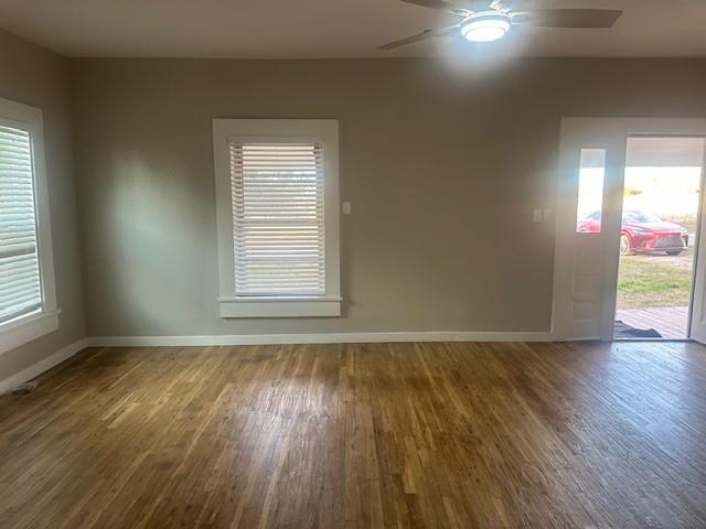 Building Photo - 532 W Hughes St