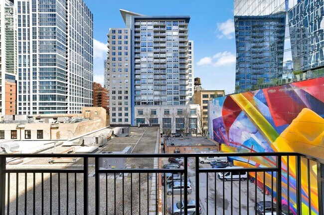 Building Photo - 1307 S Wabash Ave