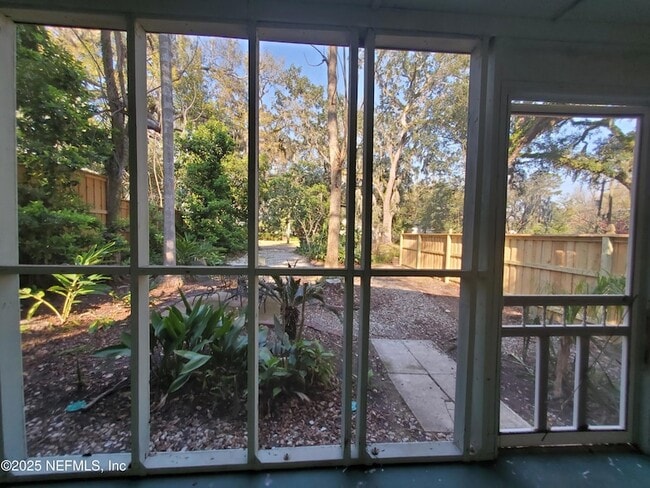 Building Photo - 2514 Algonquin Ave