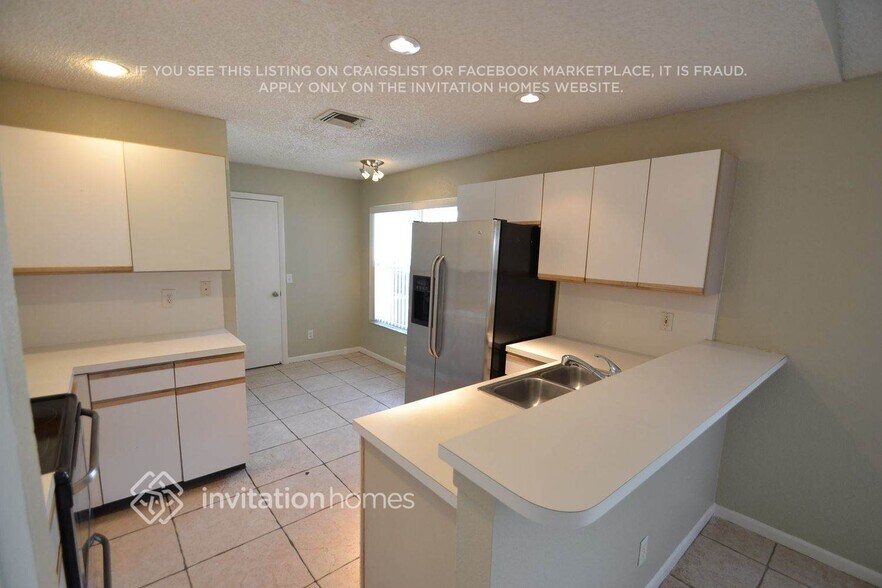 Building Photo - 9208 Arborwood Cir