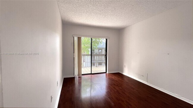 Building Photo - 13255 SW 88th Ln