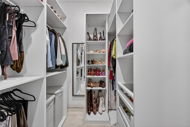 Building Photo - 4439 Stone Ridge Ln