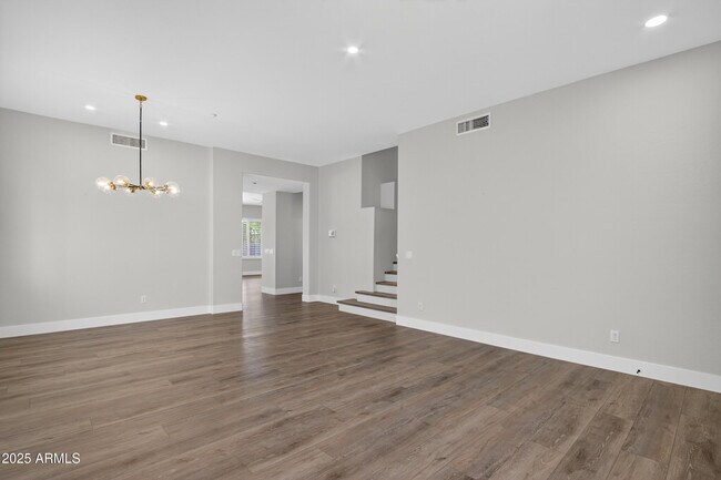 Building Photo - 10587 E Sheena Dr