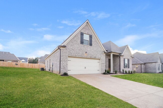 Building Photo - 35 Birkdale Dr