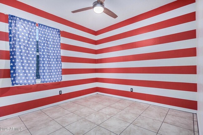 Building Photo - 4880 S 246th Ln