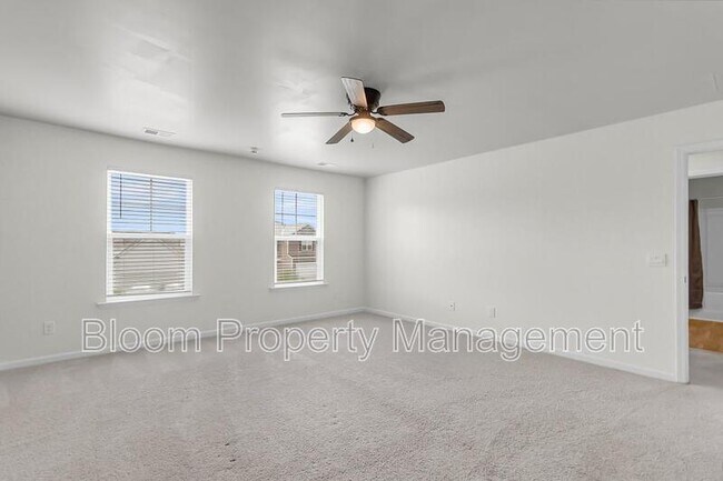 Building Photo - 502 Lk Rdg Blvd