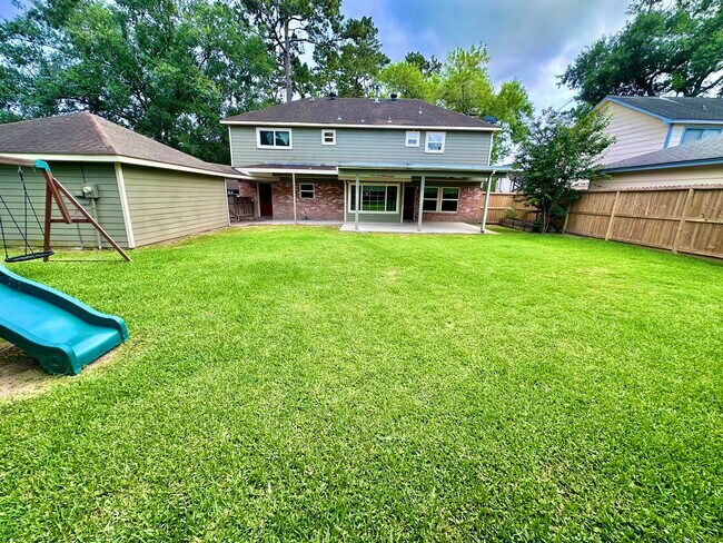 Building Photo - 17502 Cassina Dr