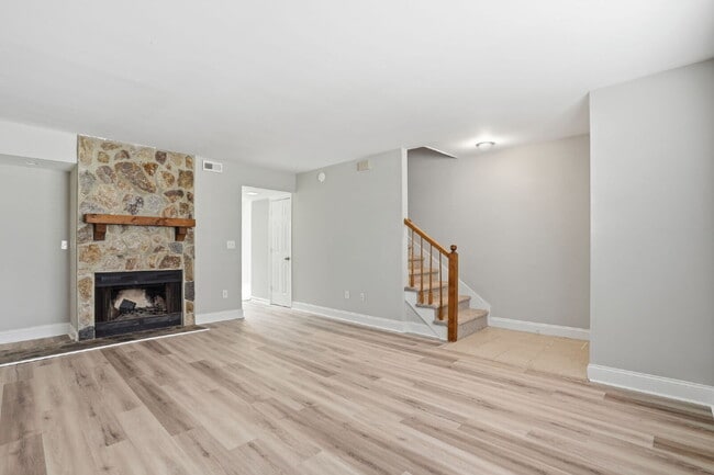 Building Photo - 7881 Nummie Ct