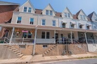 Building Photo - UPDATED FOUR BEDROOM/1.5 BATH TOWNHOME
