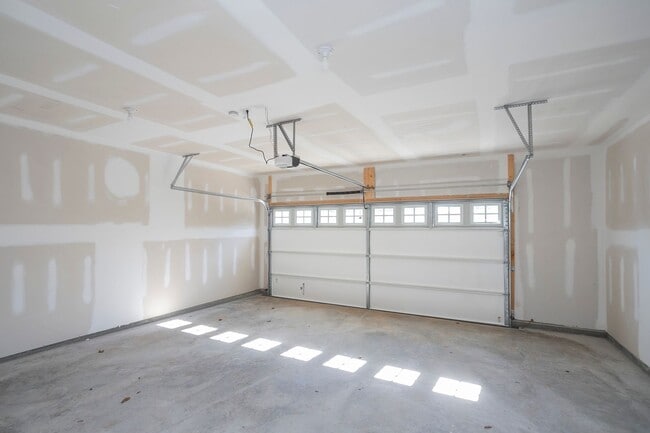 Building Photo - 4509 Sardius Dr