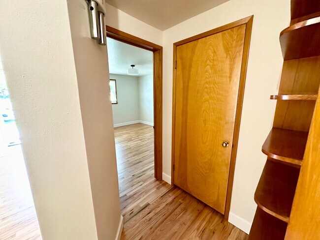 Building Photo - 203-207 N 38th Ave