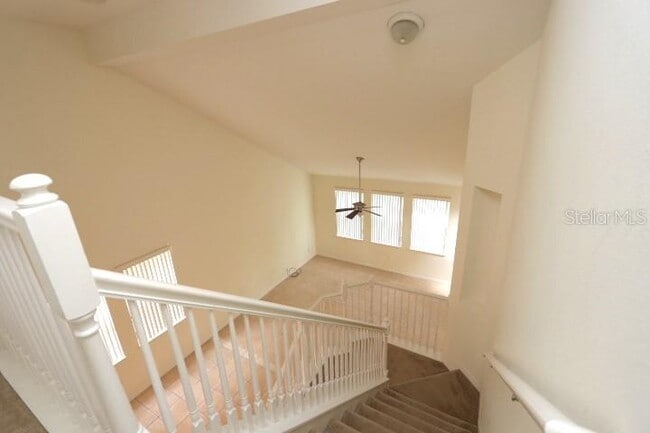 Building Photo - 1035 Lascala Dr