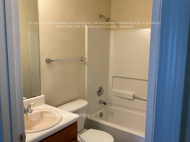 Building Photo - 2364 Oakland Spring Dr