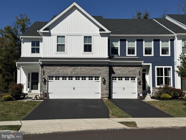 Building Photo - 213 Wynstone Ct