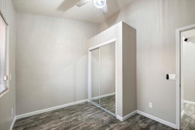 Building Photo - 4623 E Desert Wind Dr.