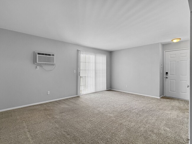 Building Photo - 1018 Abbey Ct