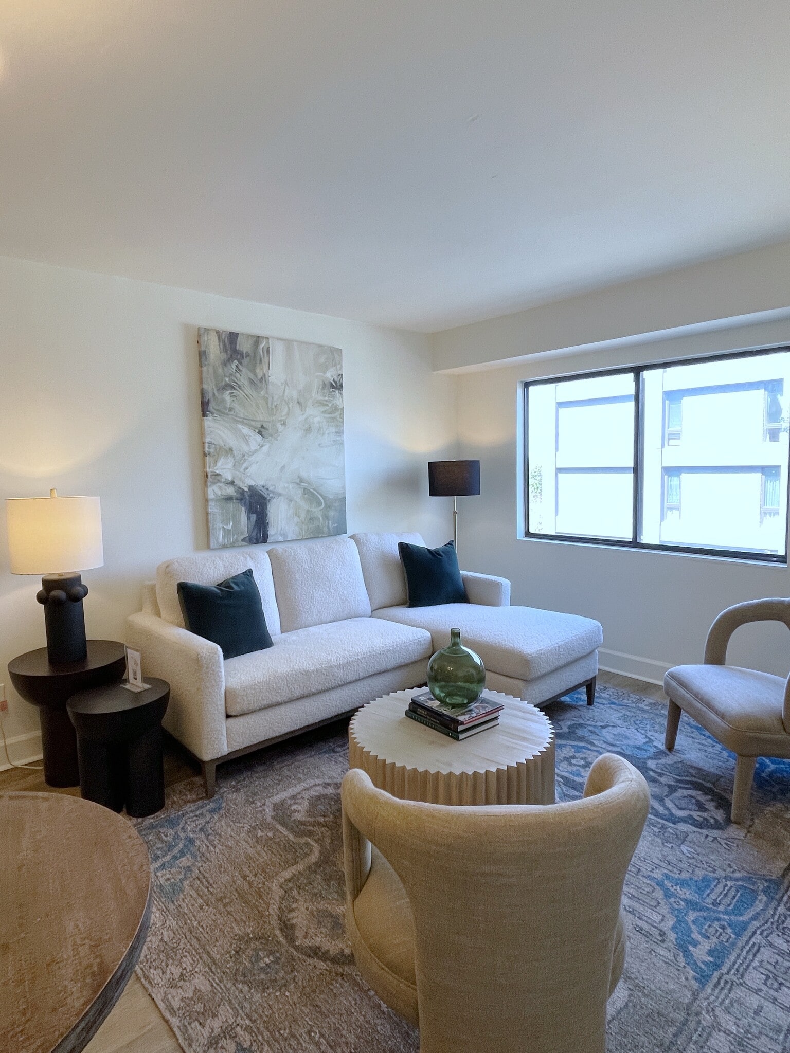 Living Room - 2625 Highland Ave S
