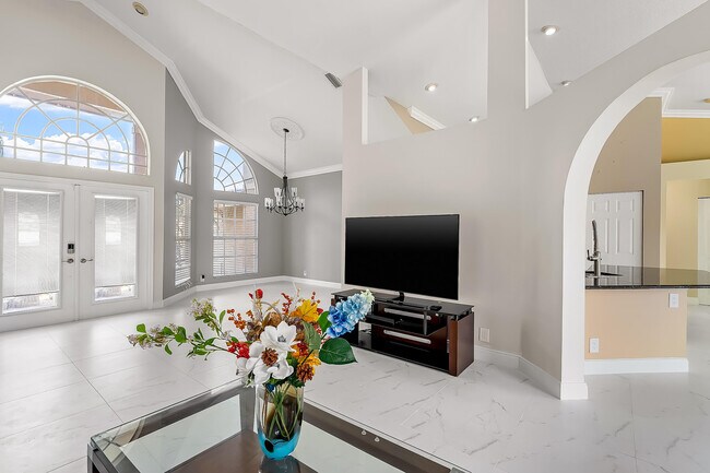 Building Photo - 2962 SW Coastal Terrace