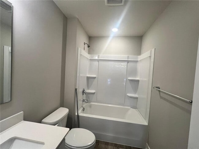 Building Photo - 17373 Dulles Ln