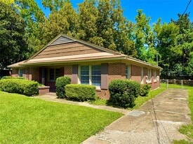 Building Photo - 3719 Bridlewood Dr