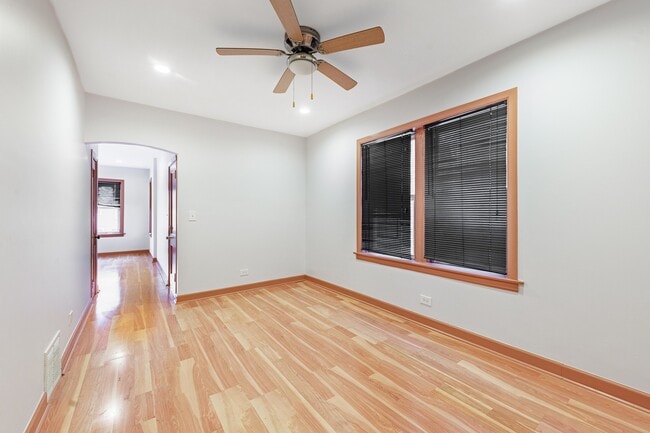 Building Photo - 1810 N Long Ave