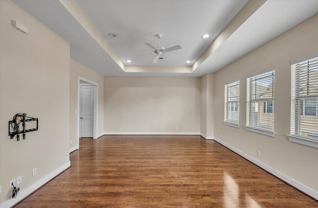 Building Photo - 1715 W 24th St