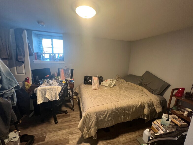 Building Photo - 7 Denby Rd