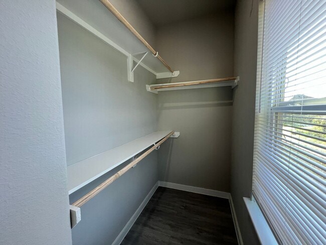 Building Photo - Brand new 3-bedroom, 3-bathroom townhome, ...