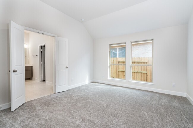 Building Photo - 30314 Ruby Frst Ct