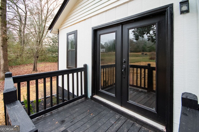 Building Photo - 7971 Roosterville Rd