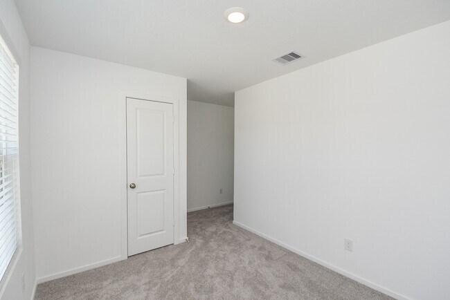 Building Photo - 21430 Carosella Dr