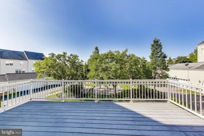 Building Photo - 12804 Short Hills Dr