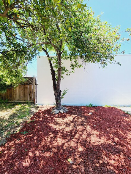 Building Photo - 118 Baker Way