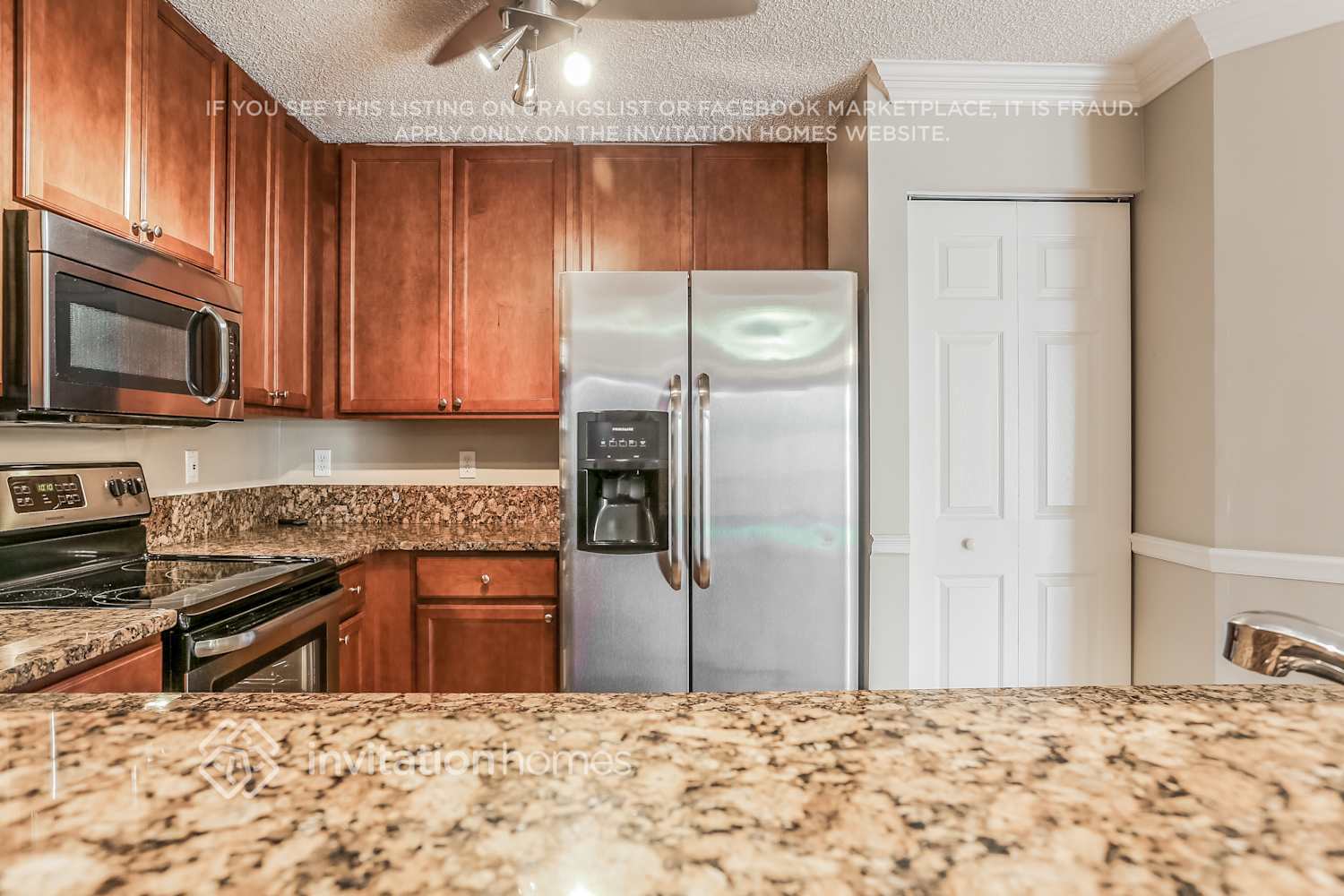 Building Photo - 3339 Blue Fin Dr