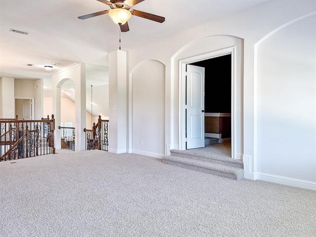 Building Photo - 7304 Meadow Glen Dr