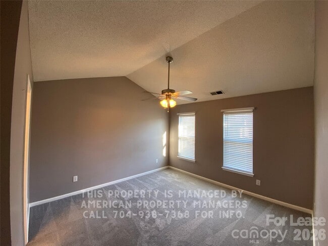 Building Photo - 1271 Midlake Ave