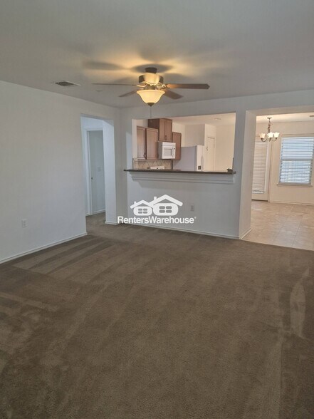 Building Photo - 9000 Stambourne St