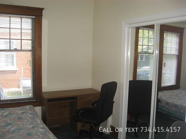 Building Photo - 536 Walnut St