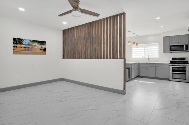 Building Photo - 27001 Calle Juanita