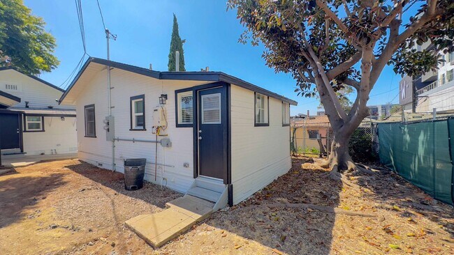 Building Photo - DL Georgia