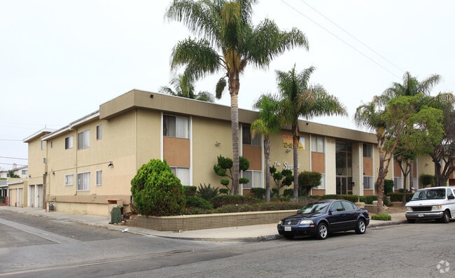 Building Photo - Sunrise Apartments