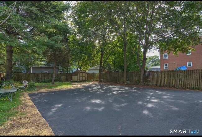 Building Photo - 453 Central Ave