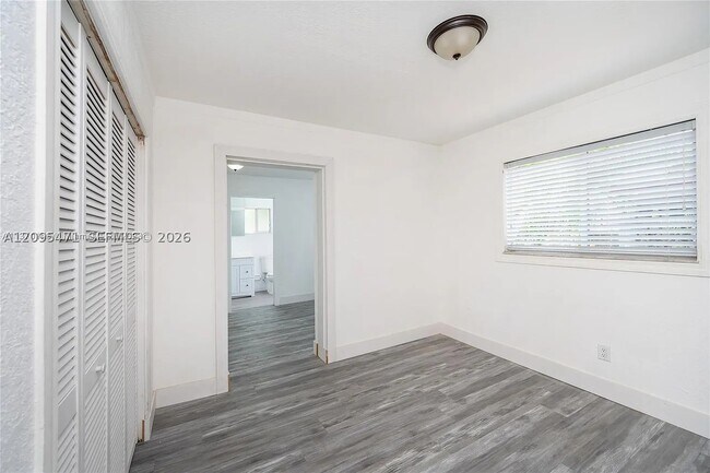 Building Photo - 11950 SW 182nd Terrace