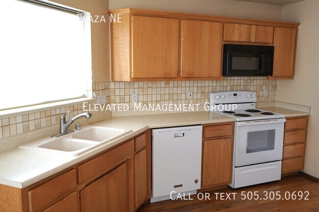 Building Photo - 1801 Indian Plaza Dr NE