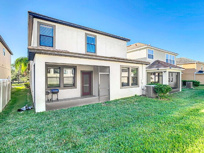 Building Photo - 925 Terra Vista St