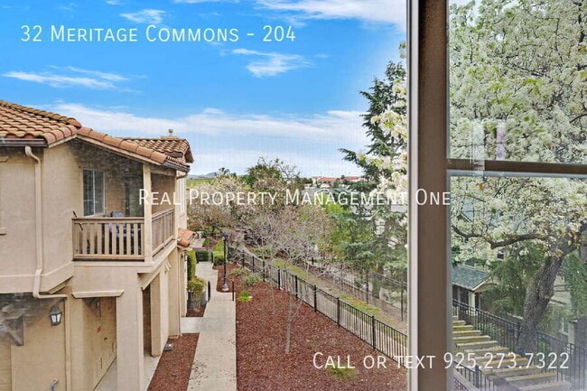 Building Photo - 32 Meritage Common